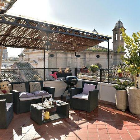 דירות רומא Irex Via Del Corso Private Attico With Jacuzzi מראה חיצוני תמונה